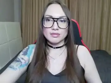 Chaturbate Adult Webcams of carolineglow_