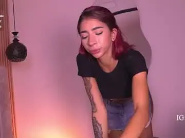 Chaturbate Nude Webcam of sara_lopee1