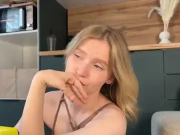 Chaturbate Adult Video Chat of adele_nick2202