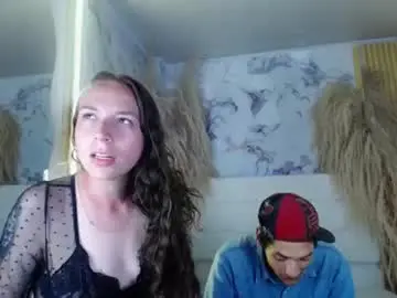 Chaturbate Live Sex Cam of royalsexx__