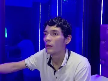 Chaturbate Live Porn of royalsexx__