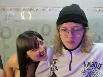 Chaturbate Free Porn Cam of laureles6667