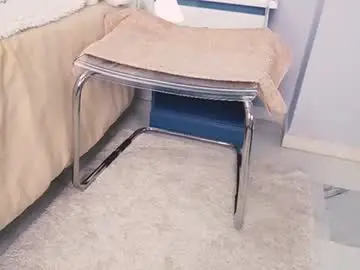 Chaturbate Live Sex Cam of new_dee