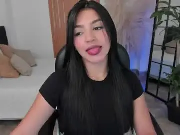 Chaturbate Nude Webcam of saraa_stormy