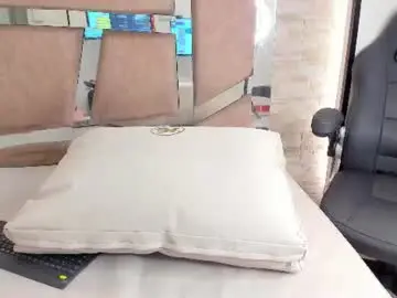 Chaturbate Adult Webcams of cristine_colins