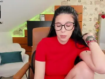 Chaturbate Live Sex Cam of emillytaylor