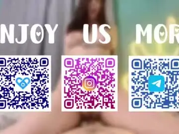Chaturbate Live Sex Cam of laurenceandviolette
