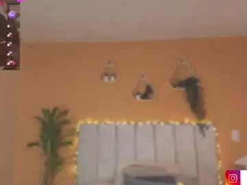 Chaturbate Live Porn of valerycolins