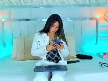 Chaturbate Nude Webcam of iam_raven
