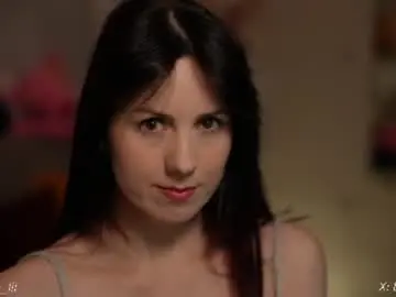Chaturbate Live Porn of _blackbee_