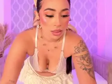 Chaturbate Live Sex of nikki_rousmel