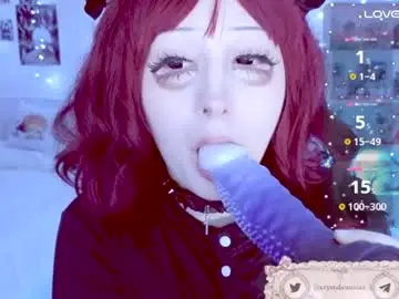 Chaturbate Watch Live Sex Cams of crystalsomnia