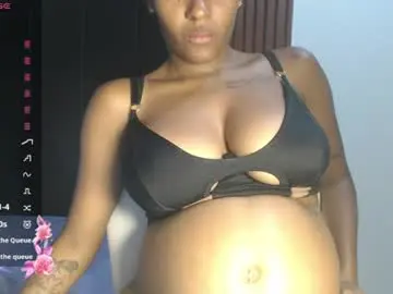 Chaturbate Live Sex Cam of hailey21_