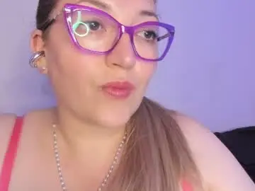 Chaturbate Live Sex of naty__mature_