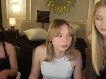 Chaturbate Live Sex of bright_diamonds_054