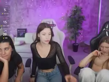 Chaturbate Live Porn of bright_diamonds_054