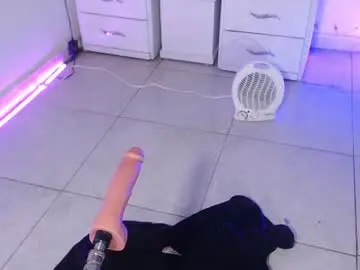 Chaturbate Sex Chat of dakkotta_curvy