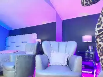 Chaturbate Live Porn of samanthamilf__