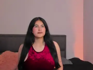 Chaturbate Nude Webcam of emma__clark__