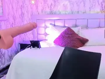 Chaturbate Live Porn of lyen_rae_