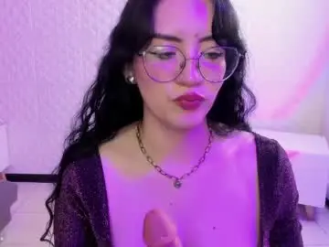 Chaturbate Live Sex Cam of violeta_diazz