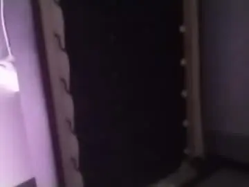 Chaturbate Free Live Porn of italianpussy7777