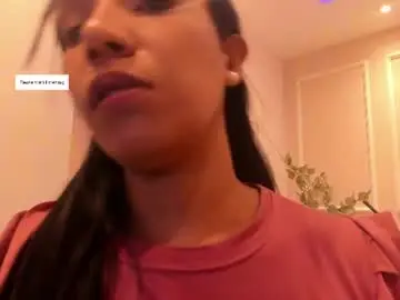 Chaturbate Live Sex Cam of maia_lion