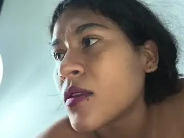Chaturbate Live Sex of annie_darling_