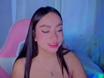 Chaturbate Live Sex Cam of lyavalmont