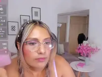 Chaturbate Live Sex Cam of asura_love