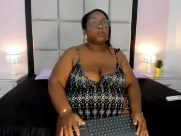Chaturbate Free Live Porn of treisyvixen