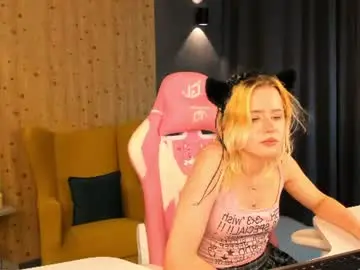 Chaturbate Sex Chat of kiki_peach