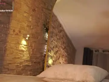 Chaturbate Live Porn of elise_diamond