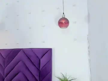 Chaturbate Live Sex Cam of haileystonei
