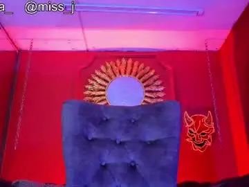 Chaturbate Nude Webcam of julieta_russell