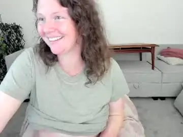 Chaturbate Live Sex Cam of haylee_love