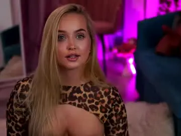 Chaturbate Nude Webcam of elyssawetxx