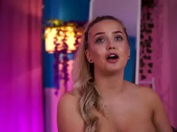 Chaturbate Sex Cam of elyssawetxx