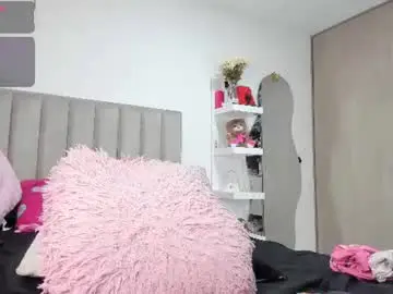 Chaturbate Sex Chat of queen_antonella_oficial