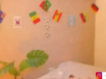 Chaturbate Best live sex cam show of miah_luv
