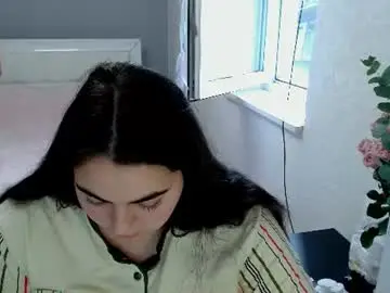 Chaturbate Free Live Porn of ellies_8