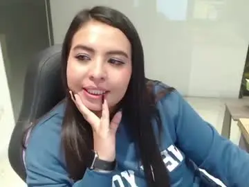 Chaturbate Live Sex Cam of vall_09