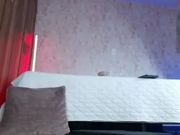 Chaturbate Live Sex Cam of skadi_1