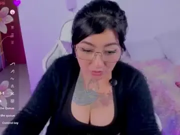 Chaturbate Adult Video Chat of heey_kitty