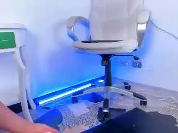 Chaturbate Best live sex cam show of golden_girlsss