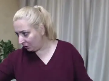 Chaturbate Live Sex Cam of ohsweetiren