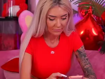 Chaturbate Live Sex Cam of therealfallingangel