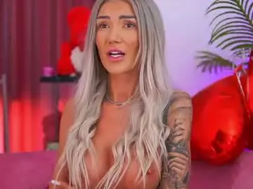 Chaturbate Live Sex Cam of therealfallingangel