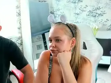 Chaturbate Live Sex Cam of art_cam_