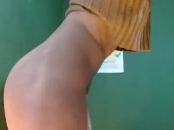 Chaturbate Adult Video Chat of roxiehood